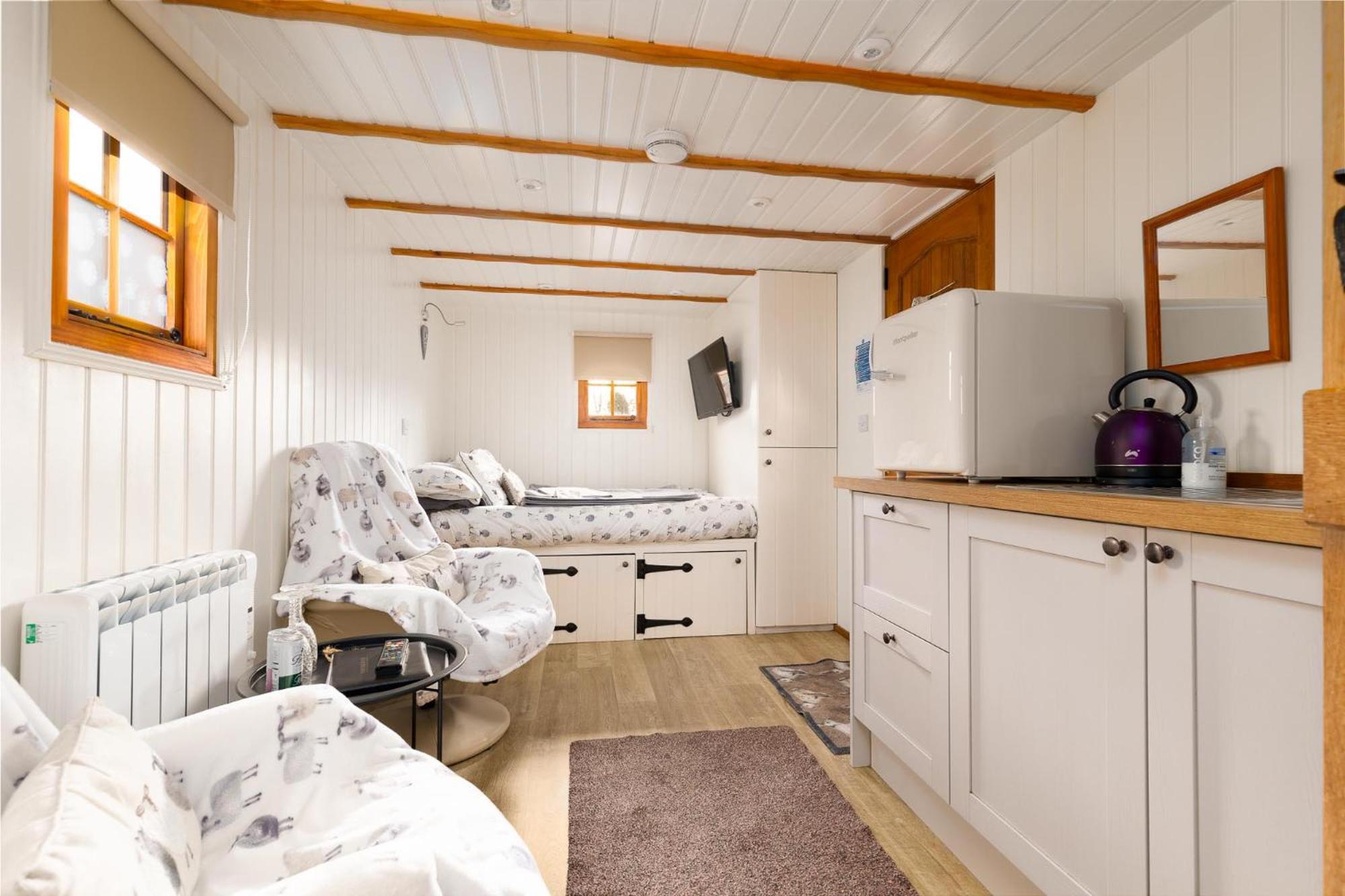Shepherds Hut, West Ayton, Scarborough Exterior photo